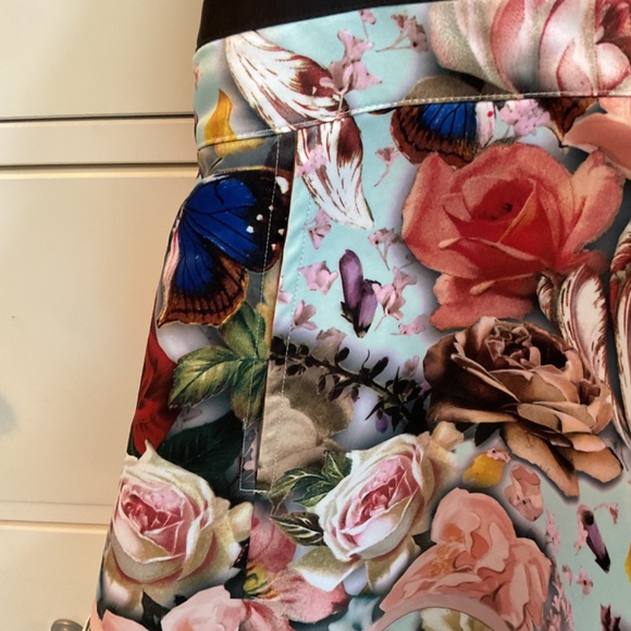 Stunning Ted Baker Skirt US Size 8 (Ted Baker Size 2) NWOT - Picture 3 of 6